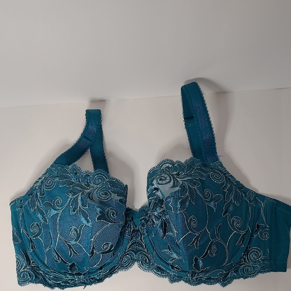 Soma Blue Lace Underwire Bra with Molded Cups